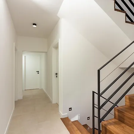 Villa Family House 