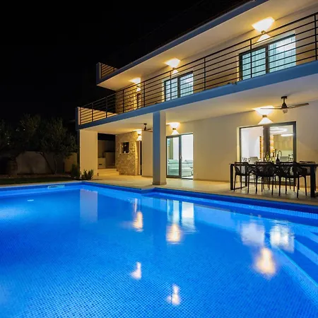 Family House 